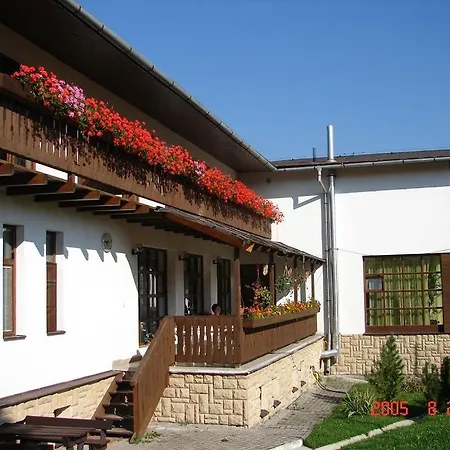 Panorama Pensión 3*