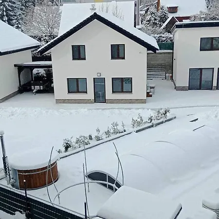 Panorama Pensión 3*