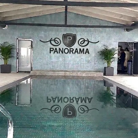招待所 Panorama